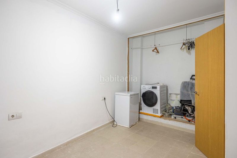 Foto 297b9fa8-7dd0-447d-b9a6-2d4ebd44fcf2. Casa amb aparcament a Palmete Sevilla
