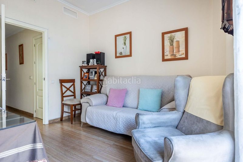 Foto 6bfa9d63-8e4b-4439-b9b5-534d1586430a. Casa amb aparcament a Palmete Sevilla
