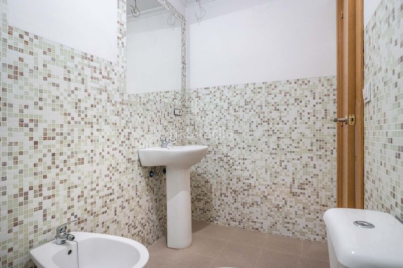 Foto 703d7805-c18a-4298-ad76-87cafaa3544f. Casa amb aparcament a Palmete Sevilla