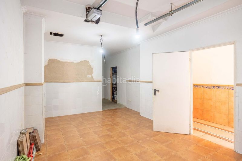 Foto c46a53b3-f9e0-48e9-8865-1136c03f97d3. Casa amb aparcament a Palmete Sevilla