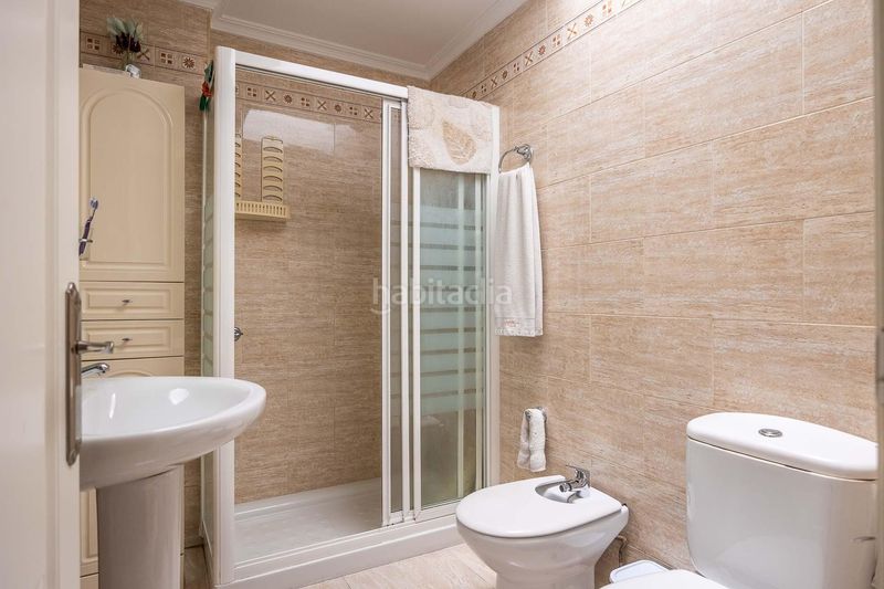 Foto cbae679c-6a80-4b25-b673-97b2d77737e4. Casa amb aparcament a Palmete Sevilla