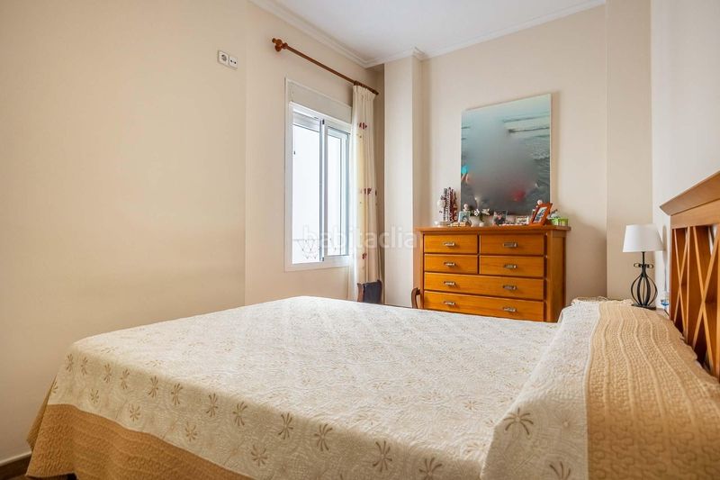 Foto cf7125e8-0bf1-4417-85d2-47ed74c8cdc8. Casa amb aparcament a Palmete Sevilla