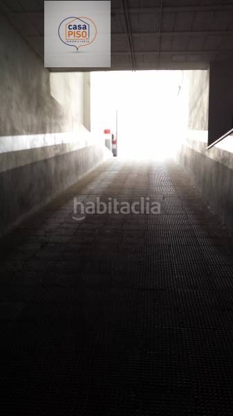 Foto c8b3cabc-4859-4783-9fa9-fccc10432e62. Affitto posto auto in Centro - Doña Mercedes Dos Hermanas