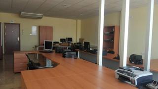 Oficina en Zona de la Vega. Oficina en venta o alquiler