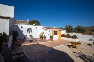 Casa a Villanueva del Trabuco. Vida sencilla, alma plena descubre tu refugio rural