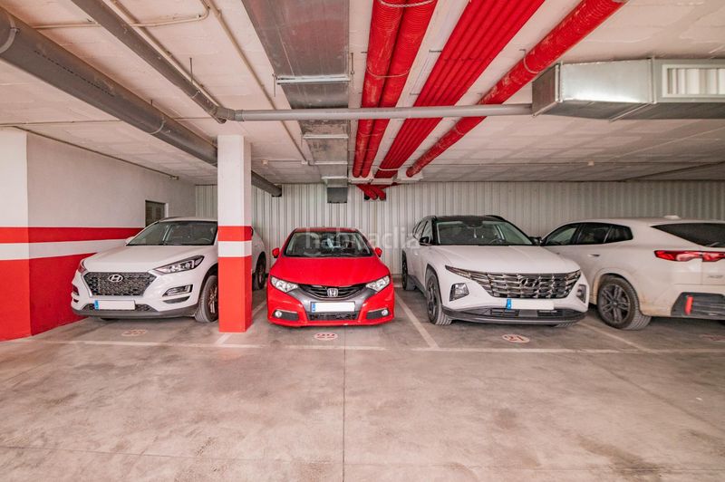 Foto e4543301-f19b-459f-91bc-3f9a3add04d8. Pis amb aparcament a Centro Antequera