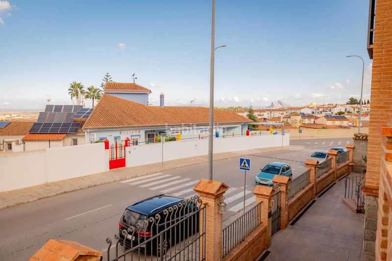 Foto 8e83d432-5a8a-4d1c-a880-986a92ad61ed. Casa amb aparcament piscina a Fuentemora Antequera