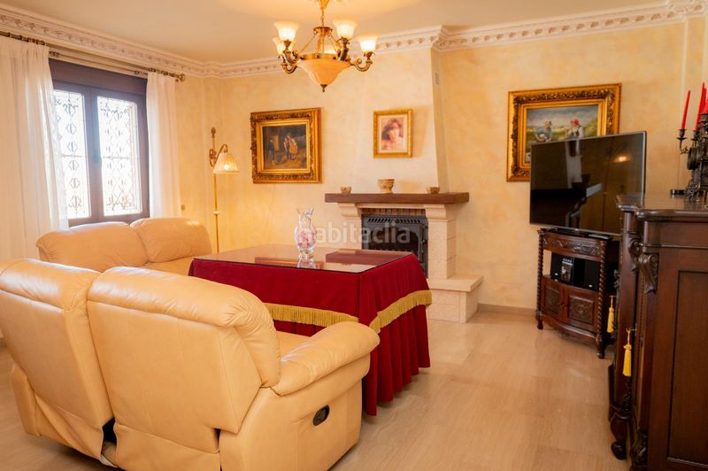Foto bf81efbc-c307-4d99-820d-c7cd02aca688. Casa amb aparcament piscina a Fuentemora Antequera