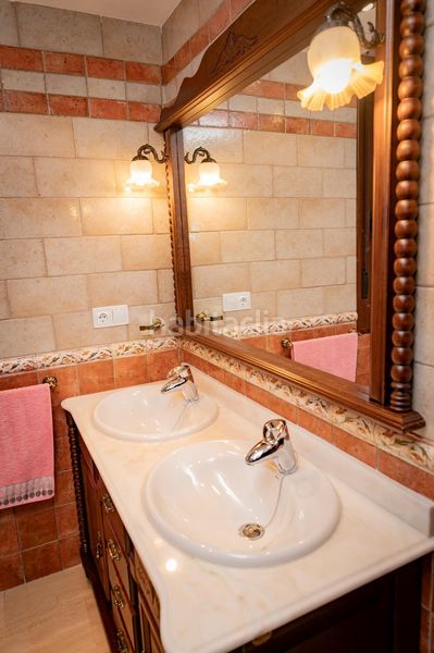 Foto d32e5a05-5bd9-412c-b56c-bdcf4ce853fe. Casa amb aparcament piscina a Fuentemora Antequera