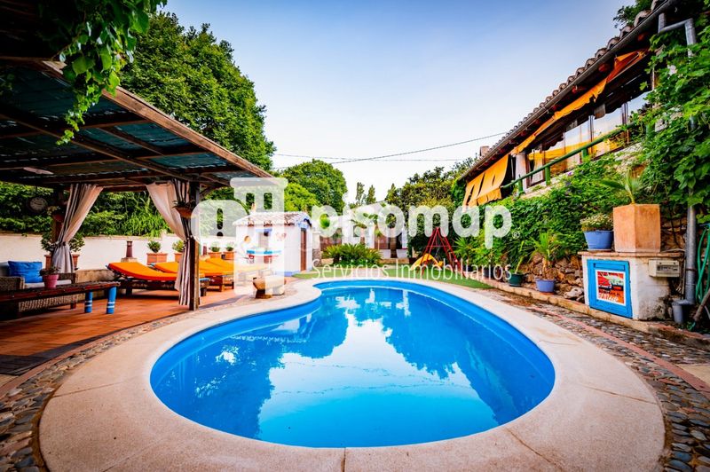 Foto 09c78a6b-5ac9-498d-9005-0fe4b84b6e54. Masia amb aparcament piscina a Casco Histórico Antequera