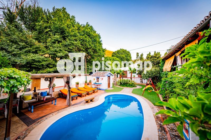 Foto aa2da8d6-2396-4b95-9e50-64149bf41d51. Masia amb aparcament piscina a Casco Histórico Antequera