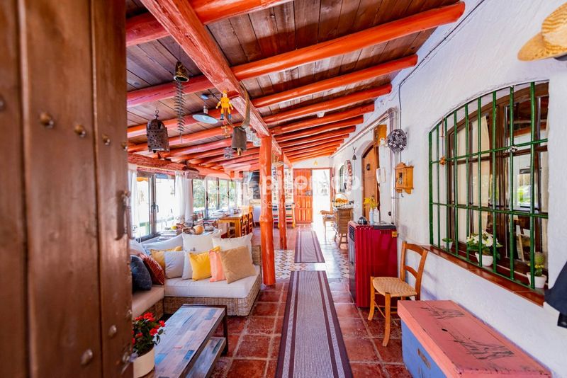 Foto ae2c934a-6938-41cd-bc51-c63d69f13622. Masia amb aparcament piscina a Casco Histórico Antequera