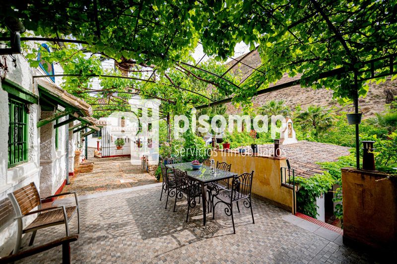 Foto af02c380-edc9-4430-a397-96d943d596c1. Masia amb aparcament piscina a Casco Histórico Antequera