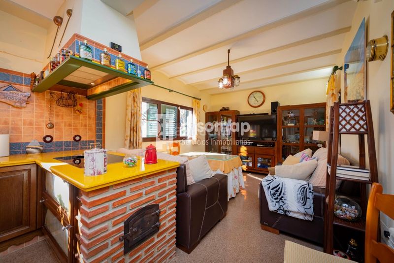 Foto b08a5812-d3fd-40dc-bbdc-38522a470fe9. Masia amb aparcament piscina a Casco Histórico Antequera