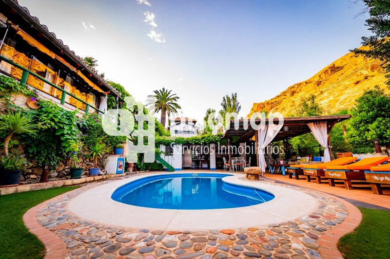 Foto d3cf7f2d-1c3b-4db7-ba5f-d00820a65359. Masia amb aparcament piscina a Casco Histórico Antequera