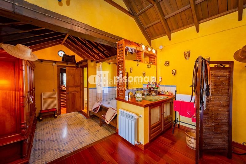 Foto dca98b02-f629-47d1-b41e-b62fa42e183d. Masia amb aparcament piscina a Casco Histórico Antequera