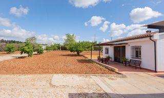 House en Villanueva del Rosario. Tu refugio entre monta�as y naturaleza vive la tranquilidad que