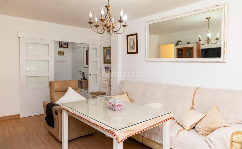 Foto cf1cce77-a5c0-46ef-8996-449616f0be94. Pis a Cueva de Menga Antequera