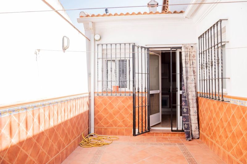 Foto 7fa99287-3538-4c19-a301-cb35cc60a1b2. Casa amb aparcament a Cuevas Bajas