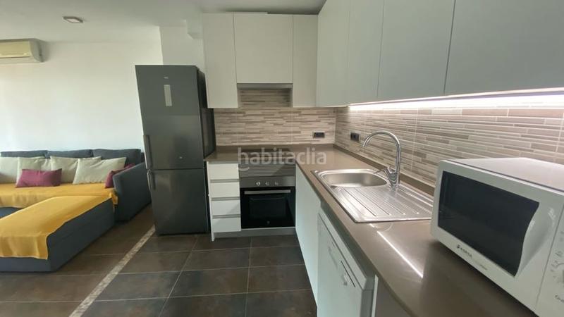 Foto 0d372a56-5546-4fc9-9a10-e5dd323d854b. Lloguer apartament a carrer bisbe serra 5 a Voramar Benicasim / Benicàssim