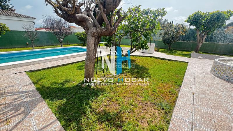 Foto 1b0de8a0-7d37-4e47-9aa6-a149b621e811. Chalet con camino riscaldamento parcheggio piscina in Castellón de la Plana