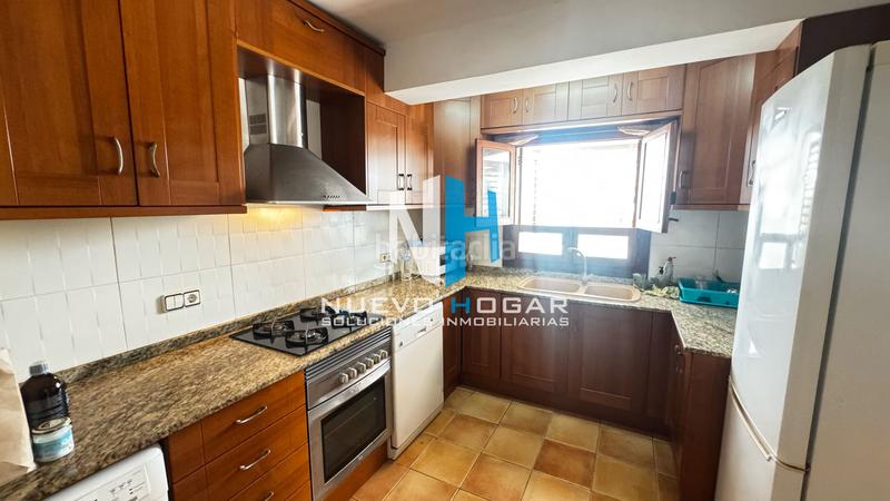 Foto 322821cd-40c6-4d42-ba47-054b22f7b87f. Chalet con camino riscaldamento parcheggio piscina in Castellón de la Plana