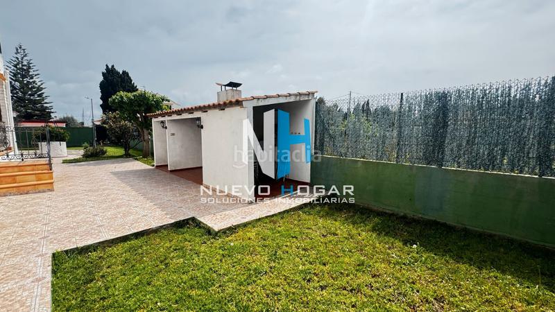 Foto b572479a-e439-43bc-97da-3c81c0259280. Chalet con camino riscaldamento parcheggio piscina in Castellón de la Plana