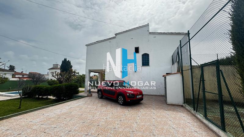 Foto f3cfe573-7f79-420b-9537-39812fe029f7. Chalet con camino riscaldamento parcheggio piscina in Castellón de la Plana