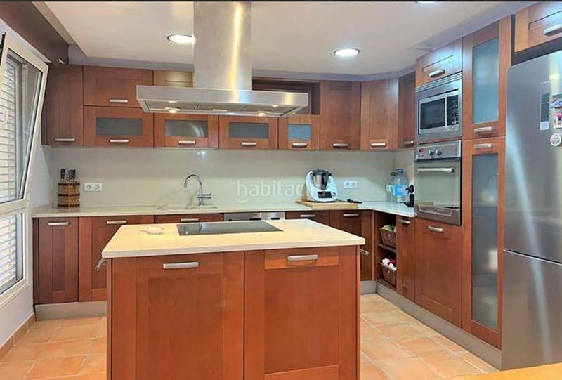 Foto 0ed7d01d-0e8e-484c-81c6-bd40148e1655. Location chalet dans gran avinguda jaume i 202 dans Benicasim / Benicàssim