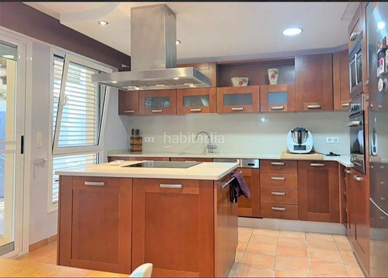 Foto cba805b9-9e32-4fad-879c-0978e577fe22. Location chalet dans gran avinguda jaume i 202 dans Benicasim / Benicàssim