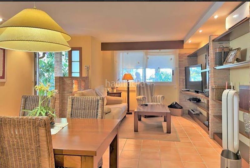 Foto e514fb3d-80c4-4f4a-aef8-5d0644196d35. Location chalet dans gran avinguda jaume i 202 dans Benicasim / Benicàssim