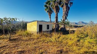 Masia a Camí la Ratlla 80