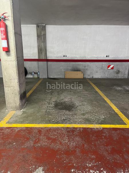 Foto 4e7b9a0a-fd0c-4557-8eec-f2f43b51b401. Parking voiture dans Prosperitat Barcelona