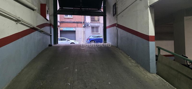 Foto 78263b3a-00d5-4e05-af74-c8c7a8eb419b. Aparcament cotxe a Prosperitat Barcelona