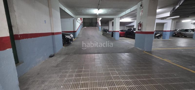 Foto e895c021-7463-4845-bb21-84631e72d2f7. Aparcament cotxe a Prosperitat Barcelona