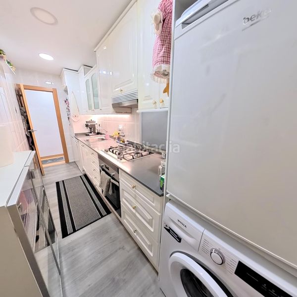 Foto 2f874fea-f5e3-45c7-b9f0-a50517e0d3ce. Pis a Roquetes Barcelona