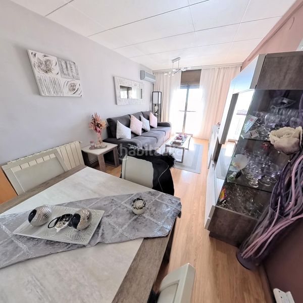 Foto 58fb3782-d6b0-4c23-be9f-fb2082c1efbe. Pis a Roquetes Barcelona