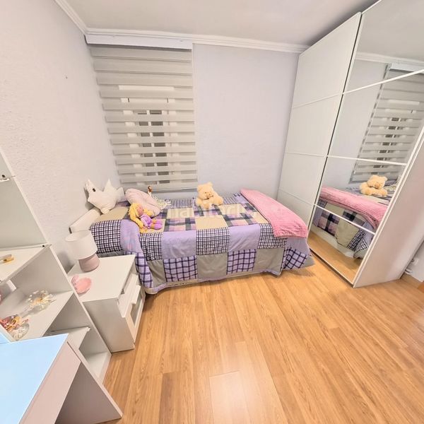 Foto 67abc06d-f410-4948-8b5d-45df060367e8. Pis a Roquetes Barcelona