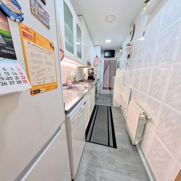 Foto dd7b77b9-3a00-49e9-b3ae-a5a356ee34a3. Pis a Roquetes Barcelona