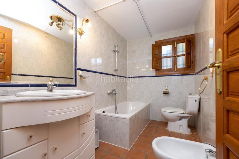 Foto 392e2a53-a566-4330-a632-b0ae46db449c. Casa adosada se ofrece a la venta una extraordinaria casa en uno de los sitios más emblemáticos en Granada
