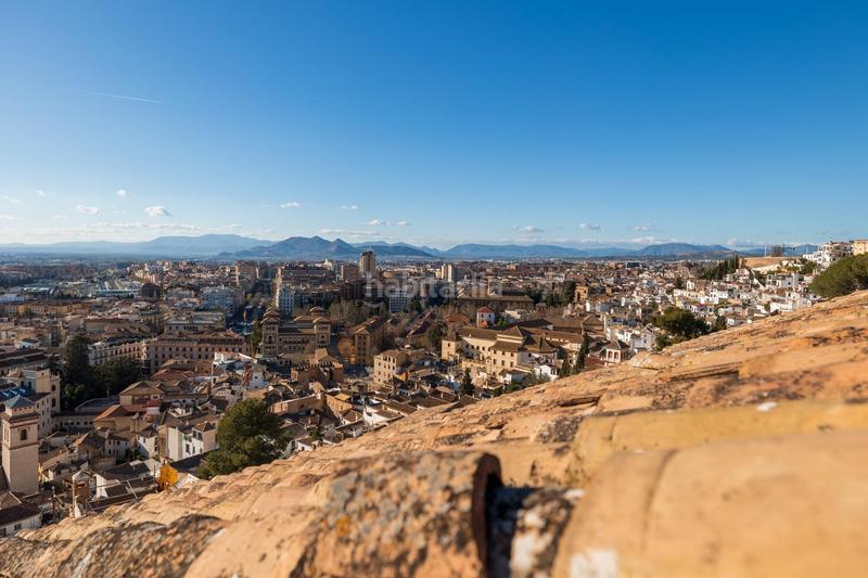 Foto 939a95a8-0491-4f0f-b115-1a7874ca2e69. Casa adosada se ofrece a la venta una extraordinaria casa en uno de los sitios más emblemáticos en Granada