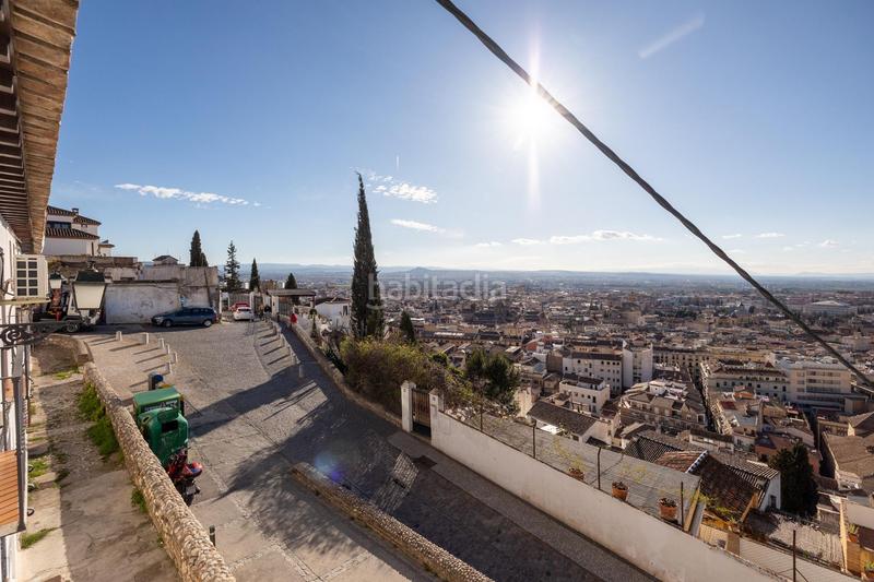 Foto 9ea221c9-3c7a-4b68-9fb8-4016cc154263. Casa adosada se ofrece a la venta una extraordinaria casa en uno de los sitios más emblemáticos en Granada