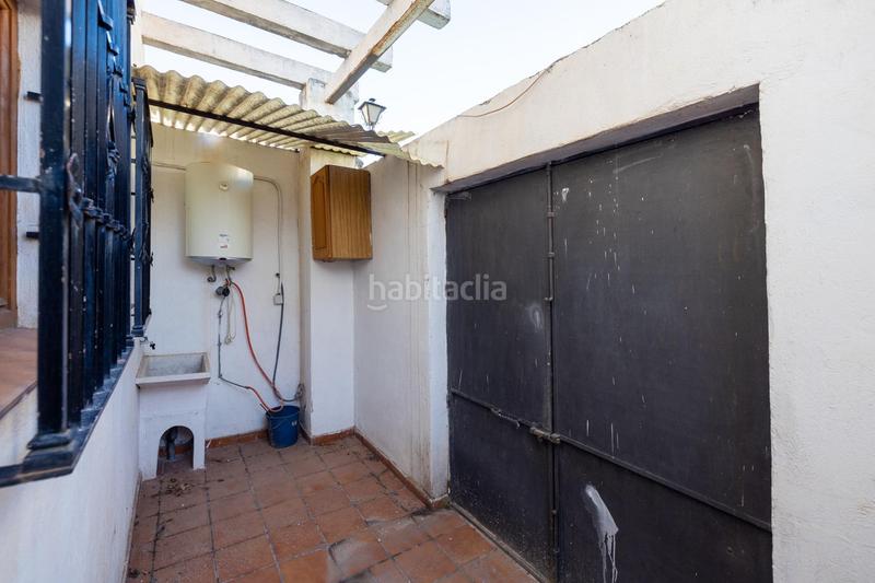 Foto a9c8b89f-4d1b-4f9b-af77-56bf18fbdc54. Casa adosada se ofrece a la venta una extraordinaria casa en uno de los sitios más emblemáticos en Granada