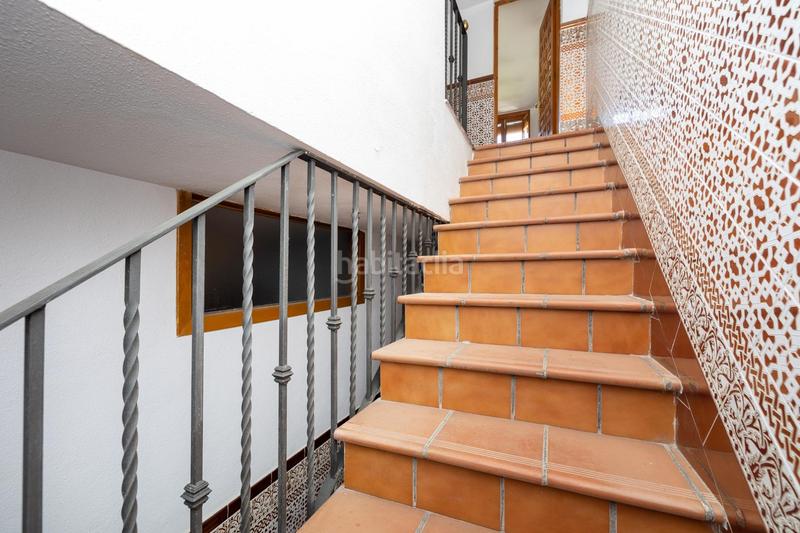 Foto ca71bcc2-806a-44d0-a171-5768ab0ada52. Casa adosada se ofrece a la venta una extraordinaria casa en uno de los sitios más emblemáticos en Granada