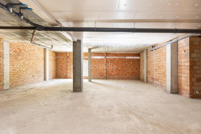 Foto a2c5747c-225c-4301-8607-20085f78b99d. Alquiler local comercial espectacular local comercial en Granada