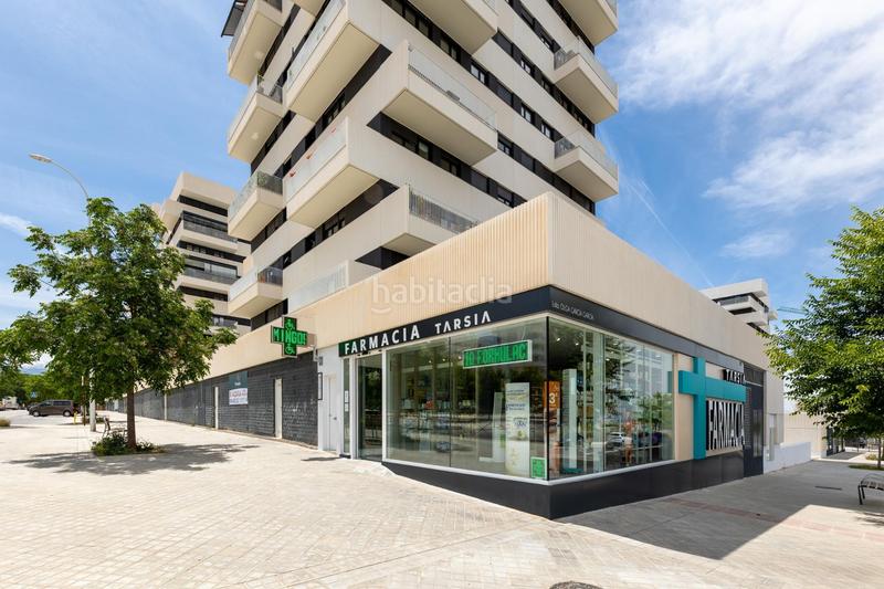 Foto e40138df-0ea3-428f-9738-c89a12327ef2. Alquiler local comercial espectacular local comercial en Granada