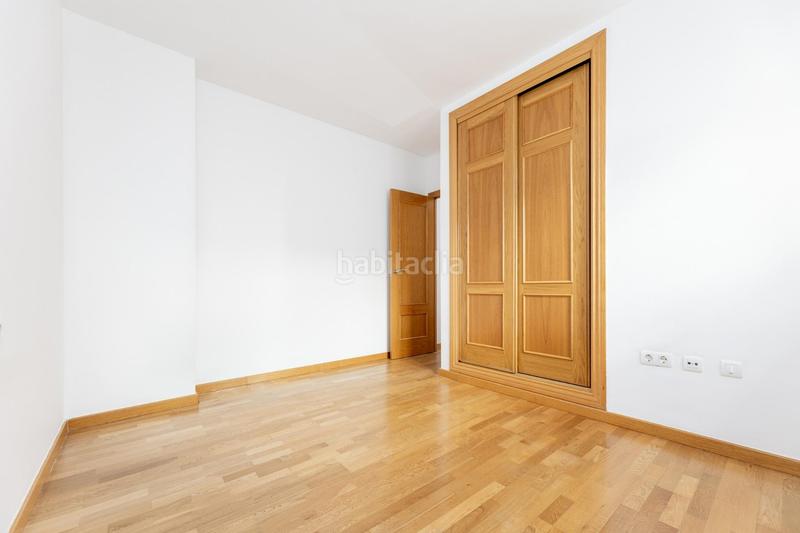 Foto e789beb1-a706-434e-80a4-a9733fffc756. Alquiler piso fantástico piso de reciente construcción. en Granada