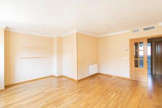 Location Appartement à Centro - Sagrario. Fantástico piso de reciente construcción.