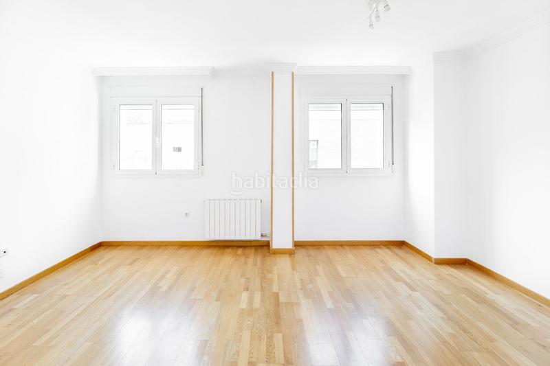 Foto cc036f0a-97a4-4fb4-819f-c76159681ac4. Rent flat with heating in Centro - Sagrario Granada