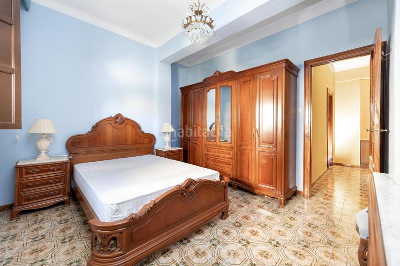 Foto d4374e96-b48e-44b0-b438-322592cc8fe6. Etagenwohnung in Plaza de Toros Granada